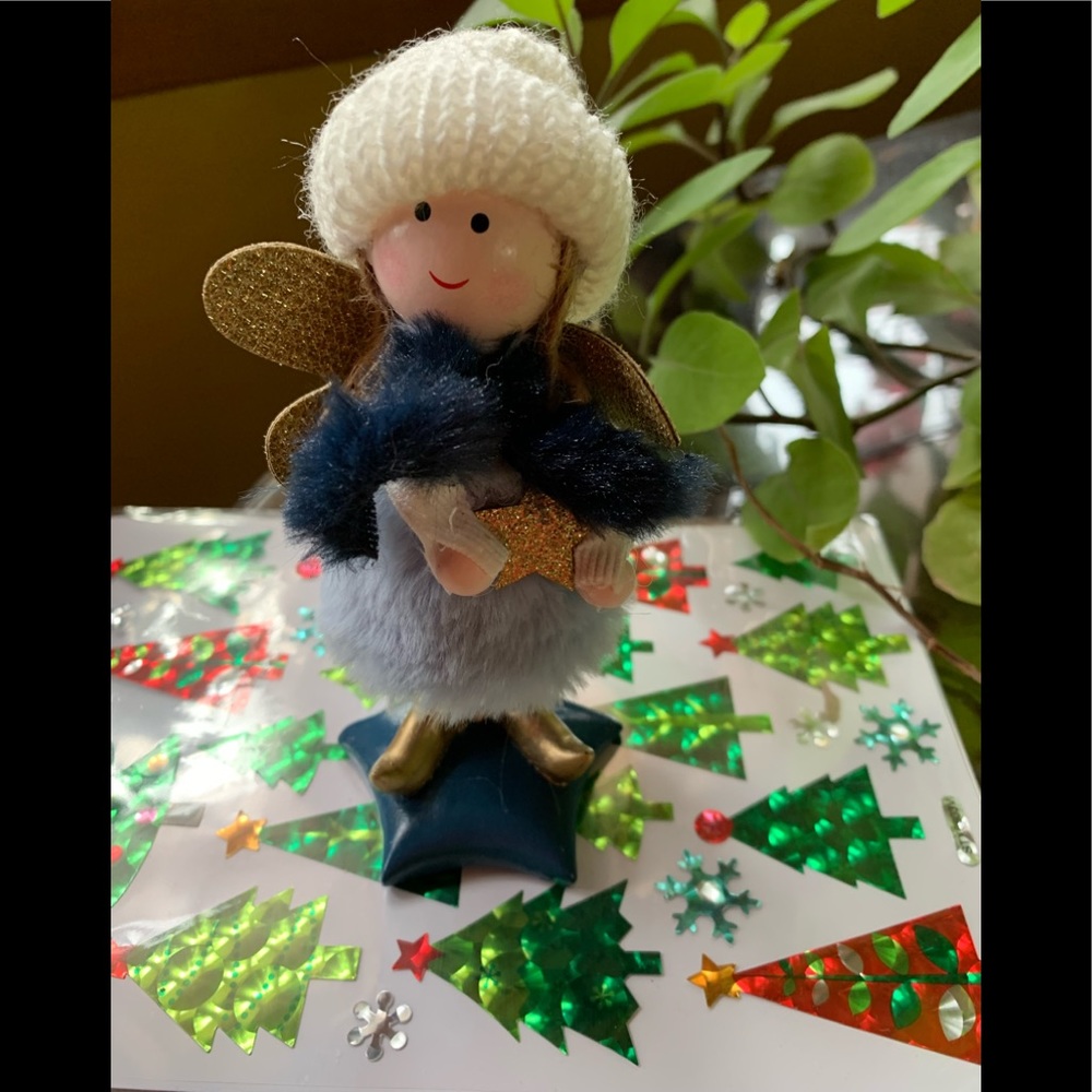 No name 6 inches Angel figurine standing